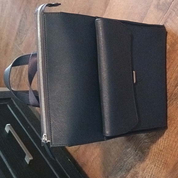 Samsonite womens leather executive backpack new condition - Picture 4 of 12